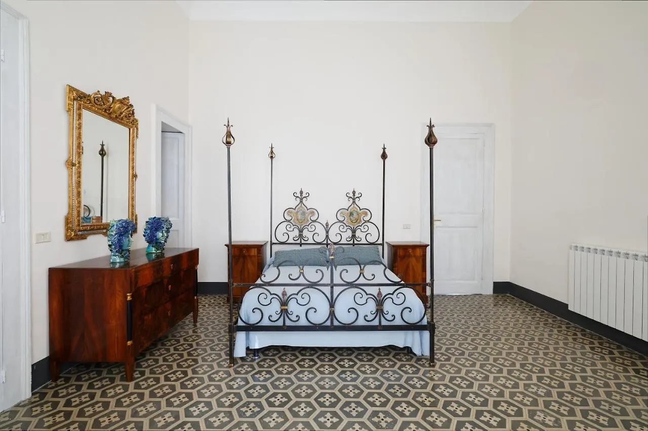 Maison Canopée Messina Bed & Breakfast